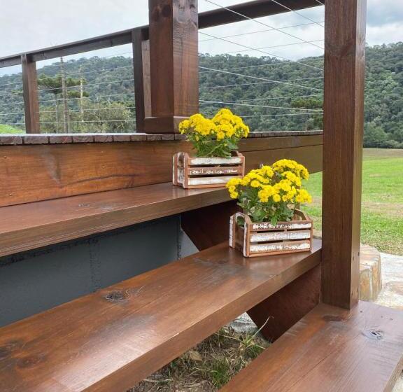 اتاق لوکس, Chão De Estrelas Cabanas