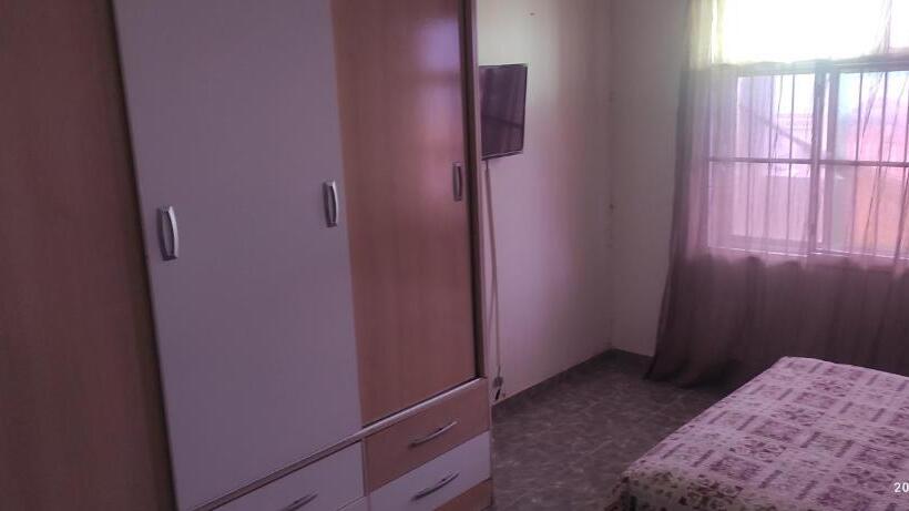 스탠다드 룸 공동 욕실, Pé Na Areia