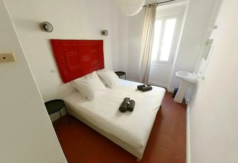 バス共有のスタンダードルーム, La Casa Dina