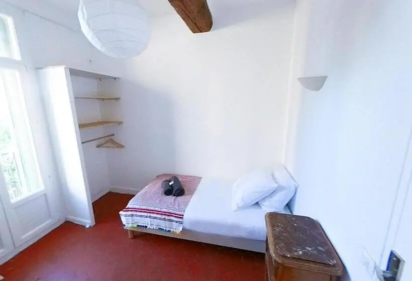 バスルーム共有のシングルスタンダード, La Casa Dina