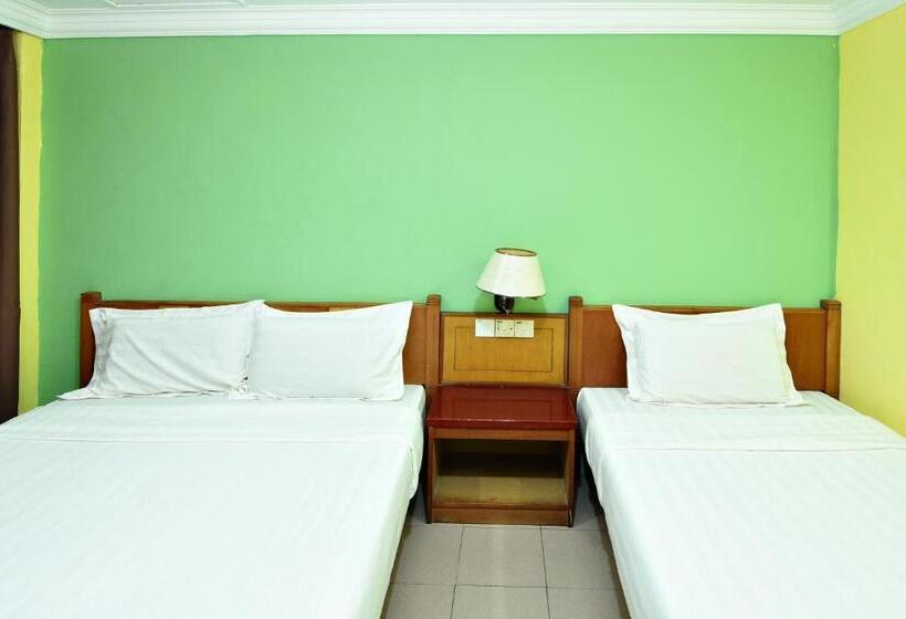 디럭스 트리플 룸, Mandarin Inn By Glex