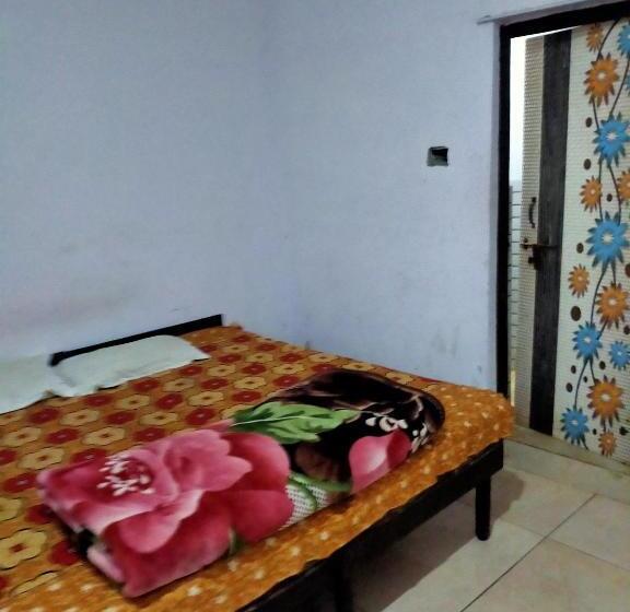 三人经典房间, Oyo 86189 Glaxy