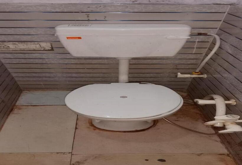 三人经典房间, Oyo 86189 Glaxy