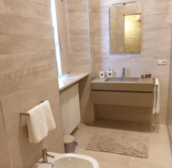 דירת חדר, Olivola Apartments