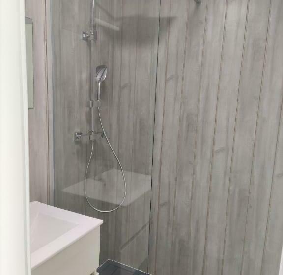 标准间, La Cote De Lumiere