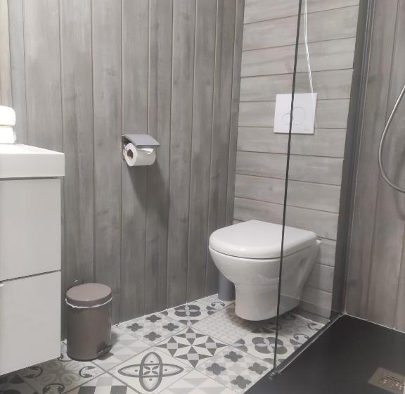 家庭间, La Cote De Lumiere