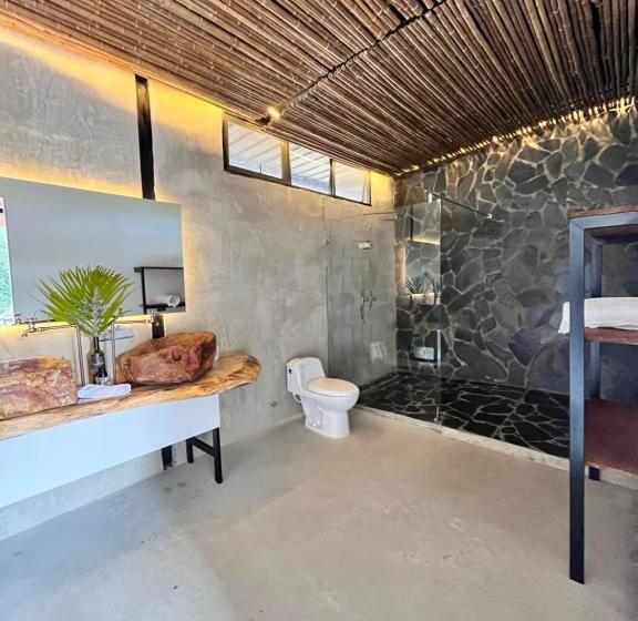 디럭스 트리플 룸, Natural Luxury