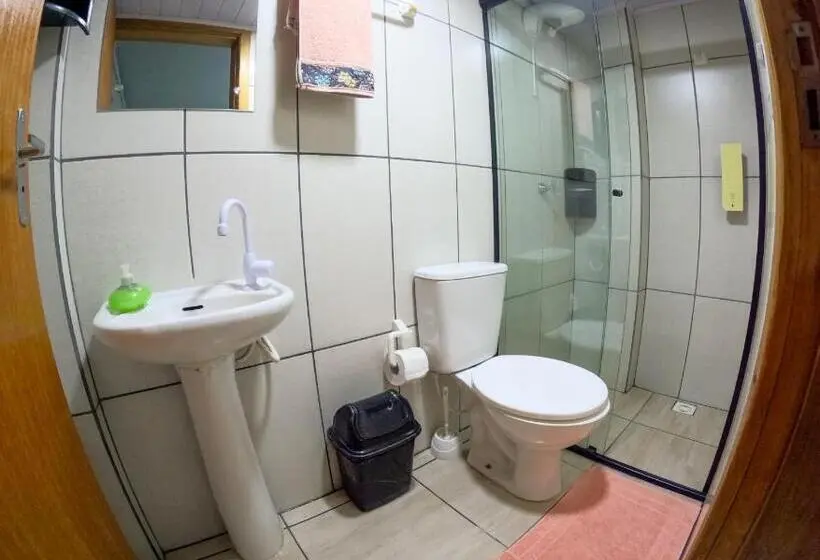スタンダード４人部屋, Hospedagem Recanto Dos Viajantes