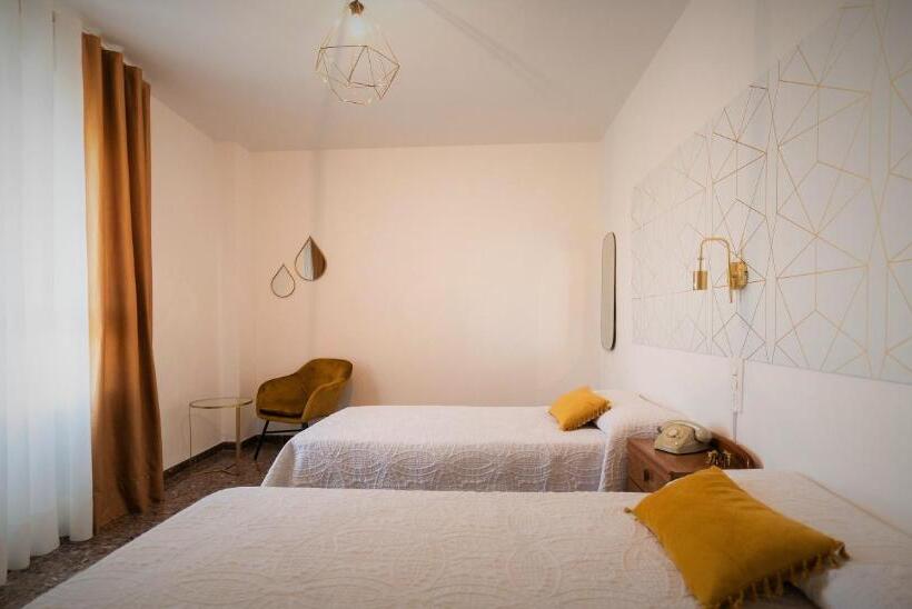 غرفة قياسية, Roig