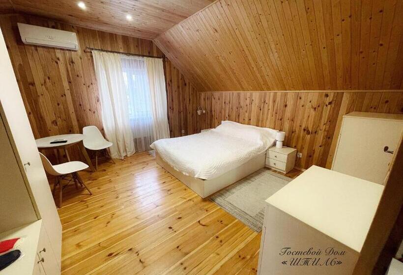 Standard Szoba, Shtil