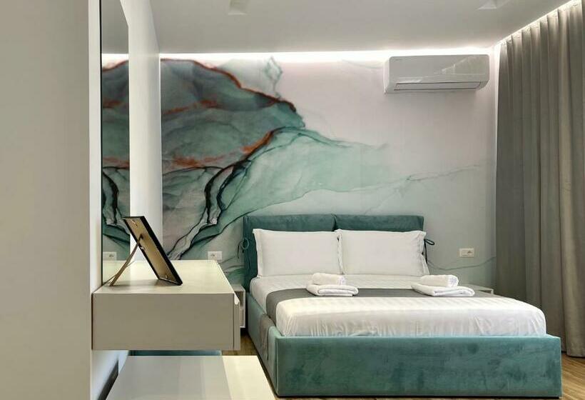 デラックスルーム, Vila Llanaj