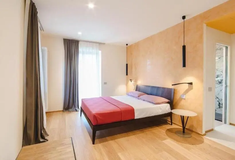 プールの見える１ベッドルームアパートメント, Vietti Apartments