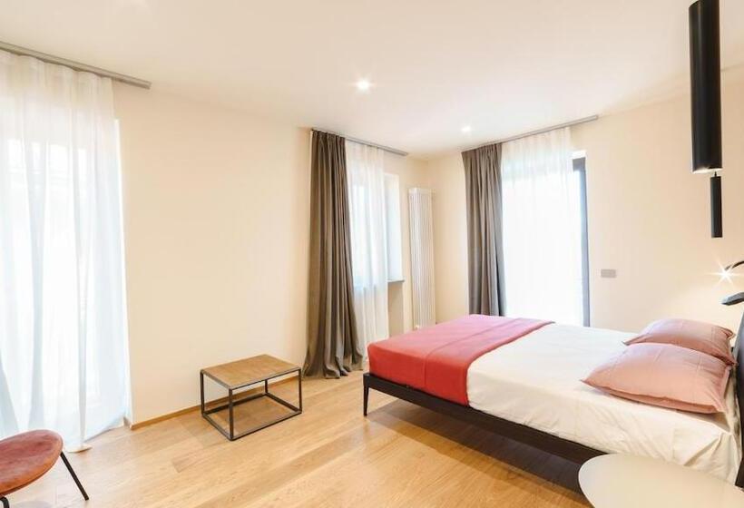 شقة غرفة واحدة مطلة على حمام السباحة, Vietti Apartments