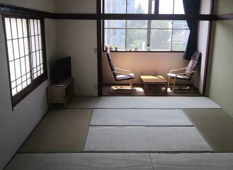 スタンダード4人部屋, 金桂苑