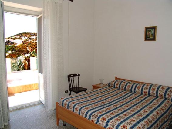 غرفة قياسية مزوَّدة بتراس, B&b La Dragonessa