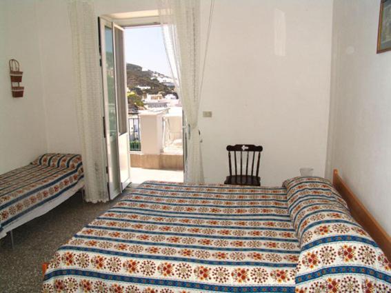 غرفة قياسية مزوَّدة بتراس, B&b La Dragonessa