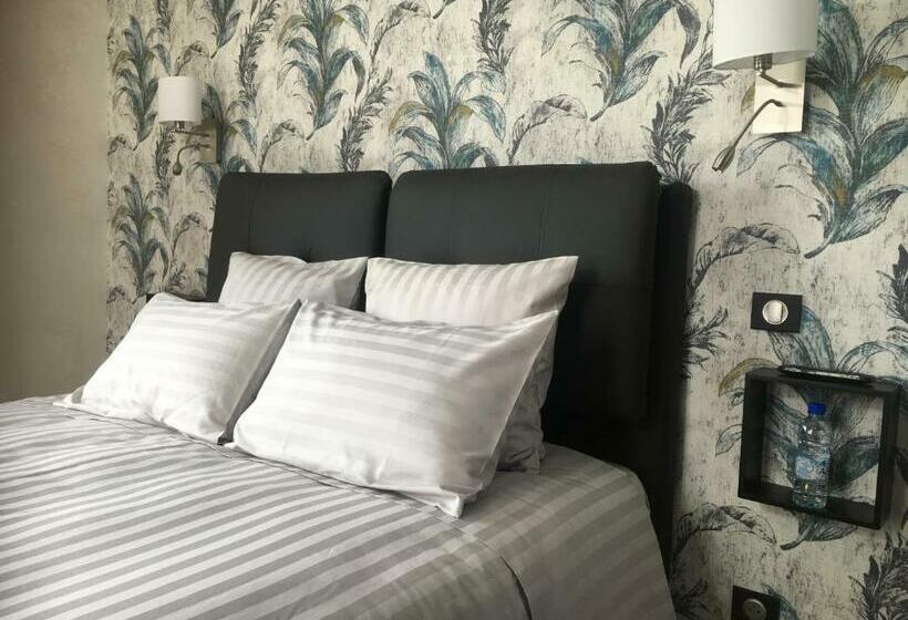 غرفة قياسية مطلّة علي الحديقة, Les Roches Bleues