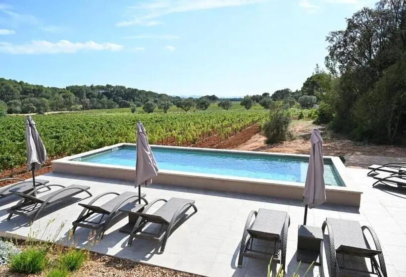 スタンダードルーム, Sous Les Pins Gîtes Et Chambres D Hôtes