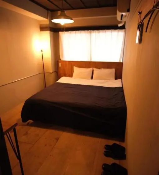 Standard-huone King-vuode, Beppu Hostel&cafe Ourschestra