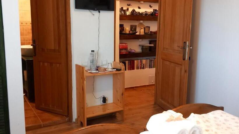 Номер Стандарт, Casuta Din Lunca