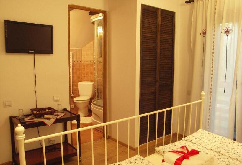 Номер Стандарт с Балконом, Casuta Din Lunca