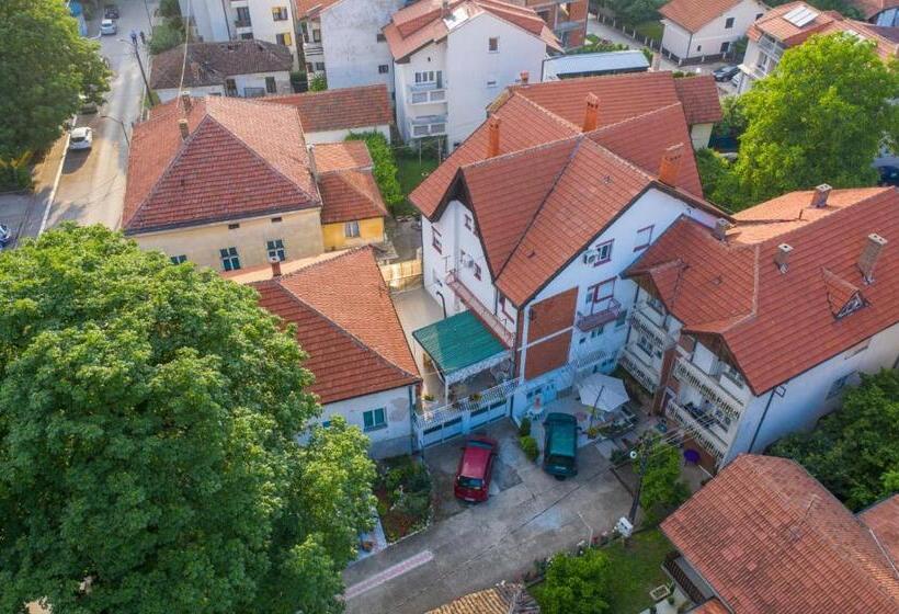 آپارتمان 1 خوابه, Apartmani Didić