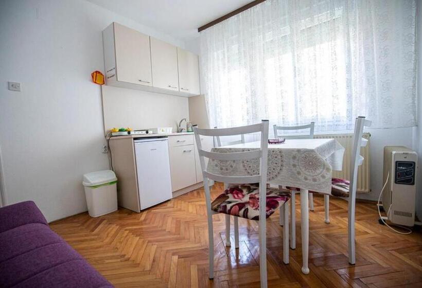 آپارتمان 1 خوابه, Apartmani Didić