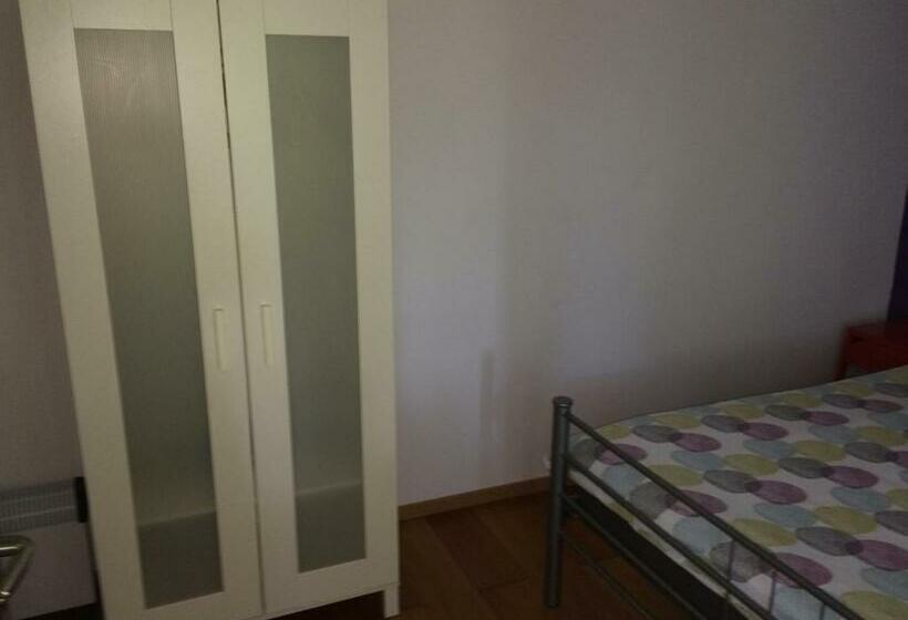 Номер Deluxe, Le Marronnier Entre Les Buis