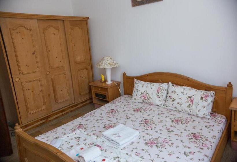 شقة غرفتين, Casa Dany