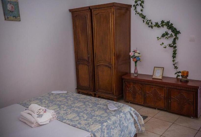آپارتمان 2 خوابه, Casa Dany