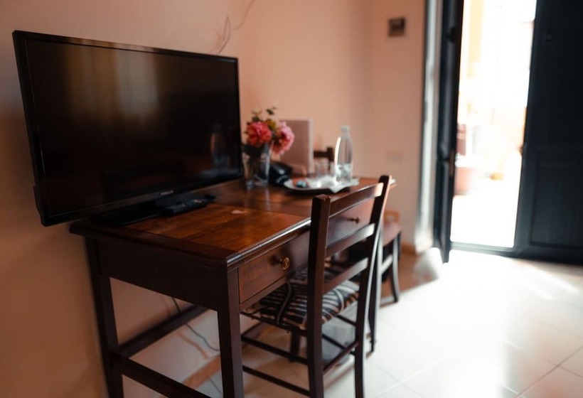 غرفة قياسية, Savoia Residence