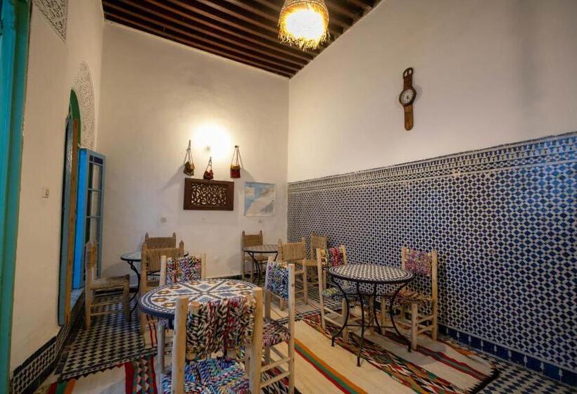 豪华房间, Backhome Fez