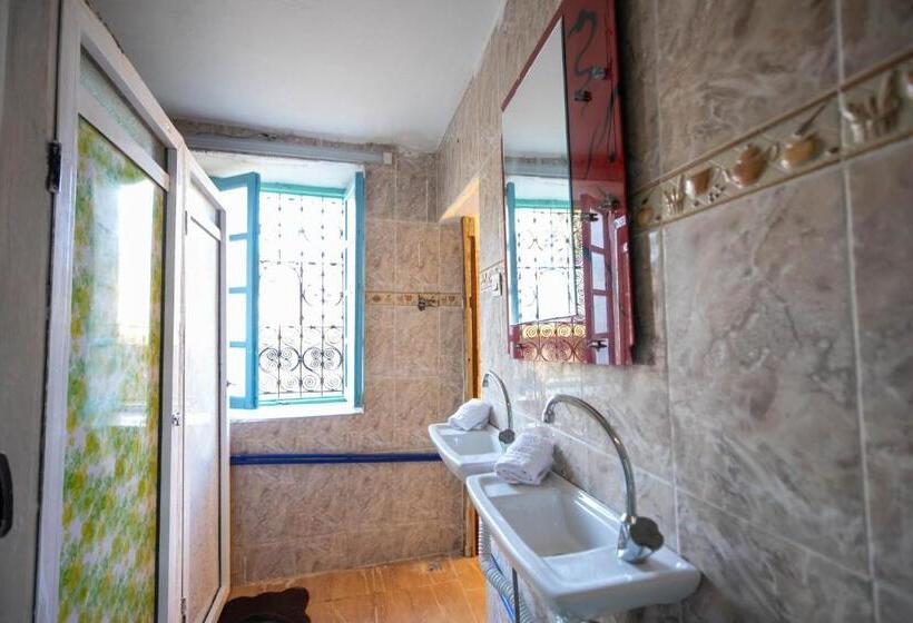 豪华房间, Backhome Fez