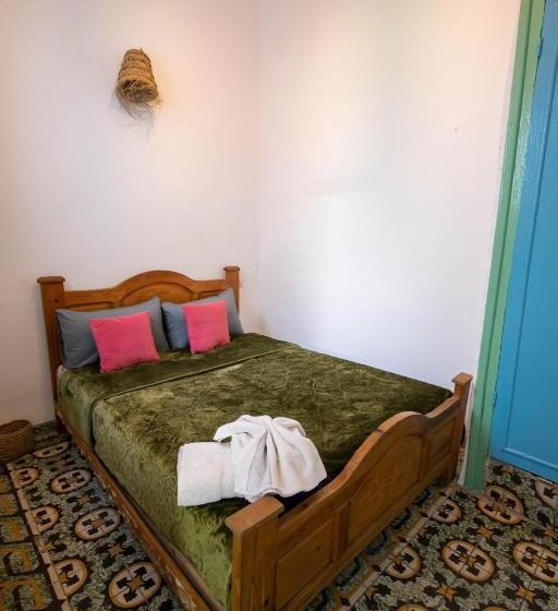 豪华房间, Backhome Fez