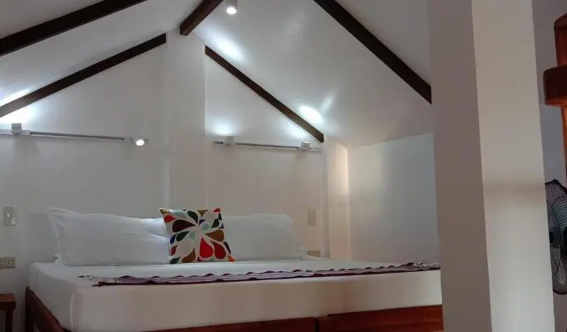オーシャンビューのスタンダードバンガロー, Corong Beach Resort