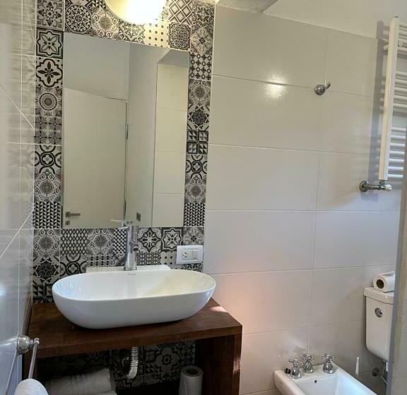 آپارتمان 1 خوابه با چشمانداز, Tower Adults Only