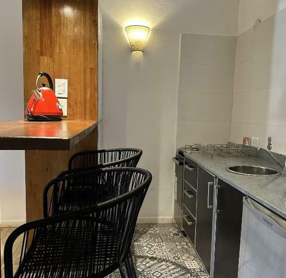 آپارتمان 1 خوابه با چشمانداز, Tower Adults Only