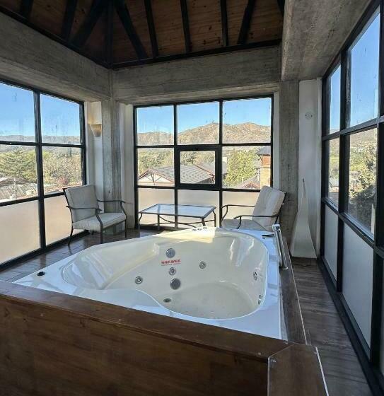 آپارتمان 1 خوابه با چشمانداز, Tower Adults Only