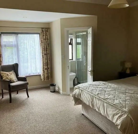 バス共有のスタンダードルーム, Palmgrove Bed & Breakfast