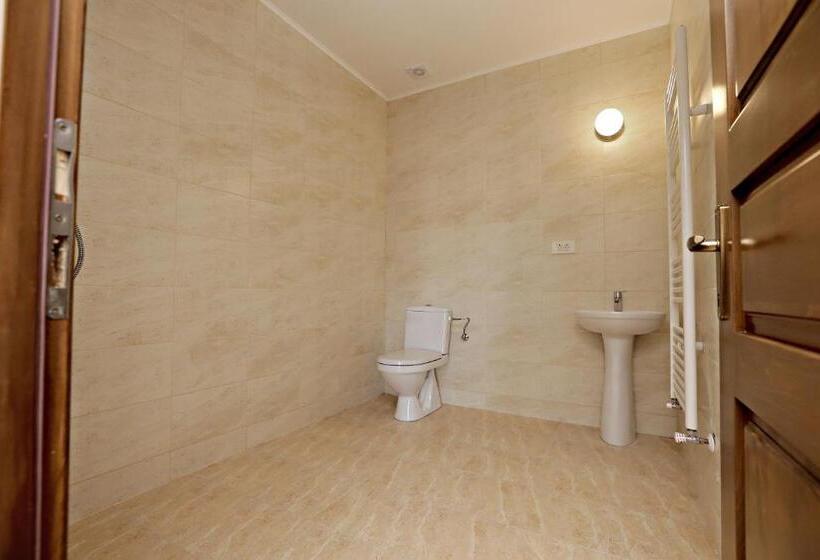 اتاق لوکس, Thermal Family Resort