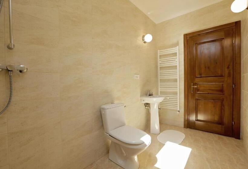 Economy Triple Room, Thermal Family Resort