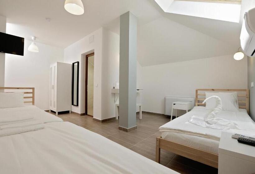 Трежместный Номер Economy, Thermal Family Resort