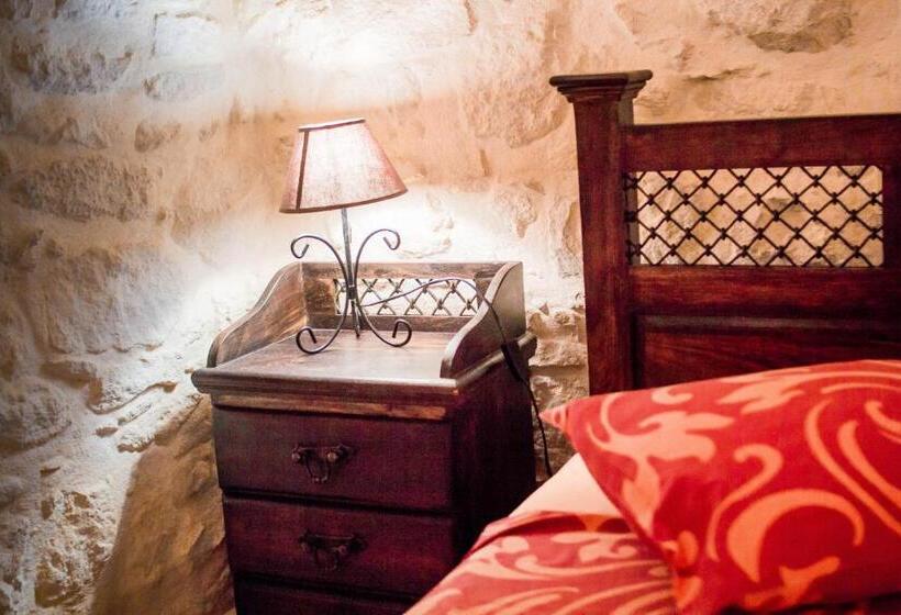 スイート, Arcus Suites