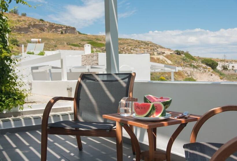 Номер Стандарт, Alexandros Village