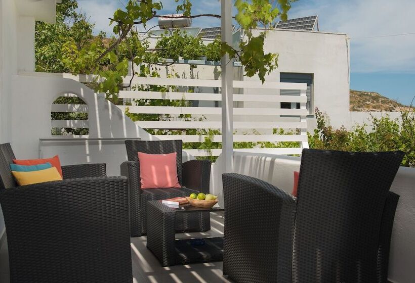 スタンダードルーム, Alexandros Village