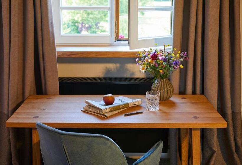 标准间, Aschbacher Hof