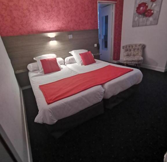 غرفة قياسية, Au Moyne De Saire