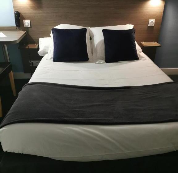 غرفة قياسية, Au Moyne De Saire