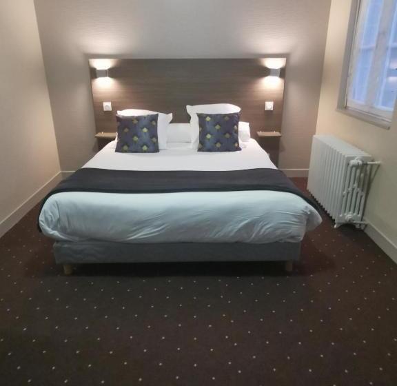 スイート, Au Moyne De Saire