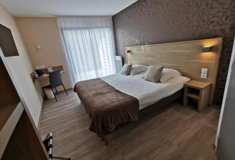 غرفة سوبيريور مزوَّدة بتراس, Au Moyne De Saire